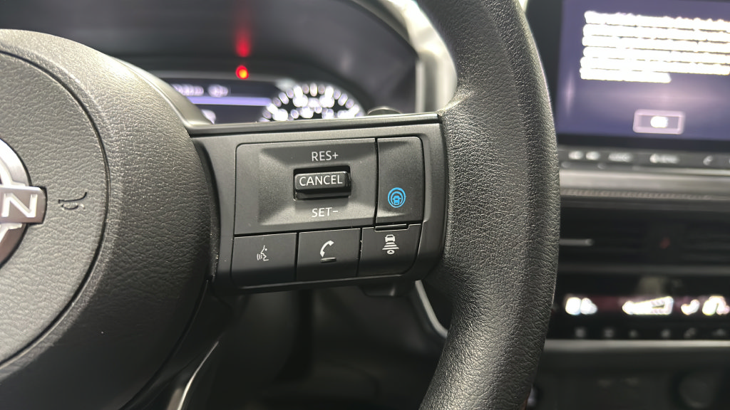 Certified 2024 Nissan Rogue SV AWD/4WD image 24