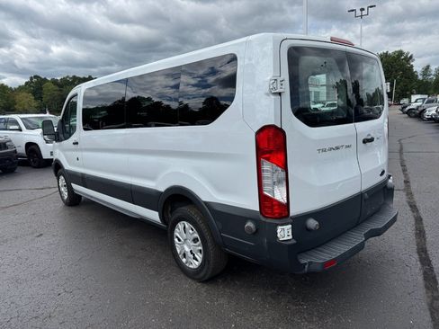 Used 2018 Ford Transit 350 XLT RWD image 3
