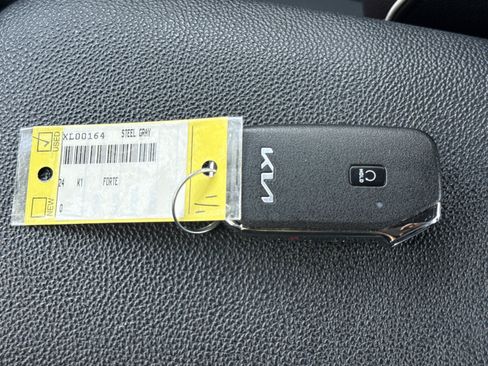 Used 2024 Kia Forte GT-Line w/ GT-Line Premium Package FWD image 42