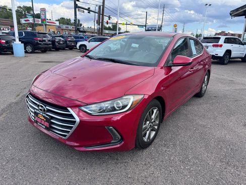 Used 2017 Hyundai Elantra Value Edition w/ Cargo Package image 4