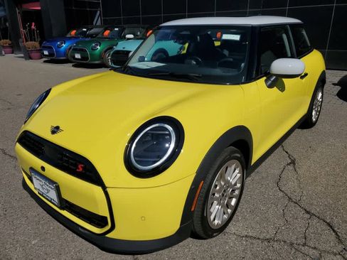 New 2025 MINI Cooper S image 1