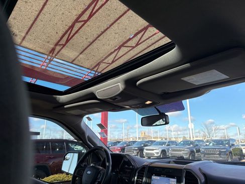 Used 2016 Ford F150 XLT w/ Equipment Group 302A Luxury image 27