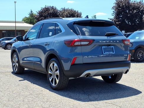 Used 2023 Ford Escape Platinum AWD/4WD image 6