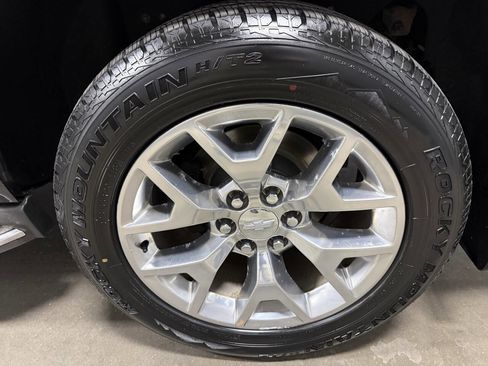 Used 2015 Chevrolet Tahoe LTZ image 10