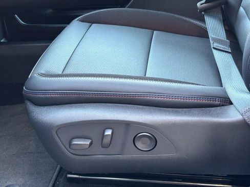 New 2026 Chevrolet Equinox EV RS image 22