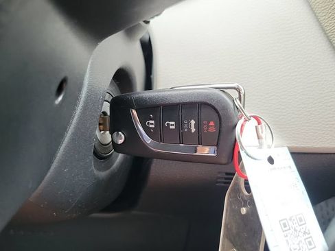 Used 2025 Toyota Corolla LE FWD image 23