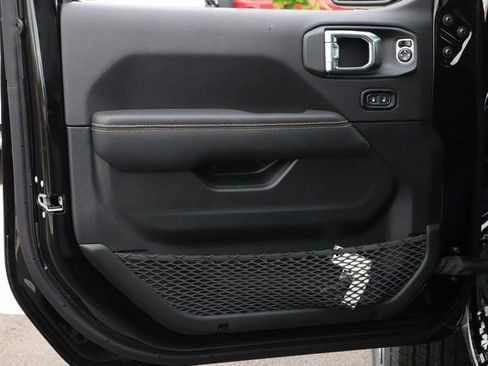 New 2024 Jeep Wrangler Sahara w/ Technology Group image 18