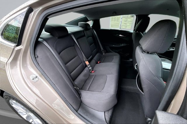 Used 2023 Chevrolet Malibu LT FWD image 24