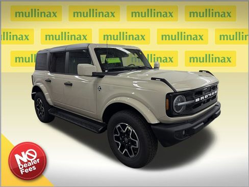 New 2026 Ford Bronco Outer Banks image 1