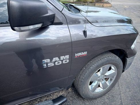 Used 2017 RAM 1500 Big Horn AWD/4WD image 6