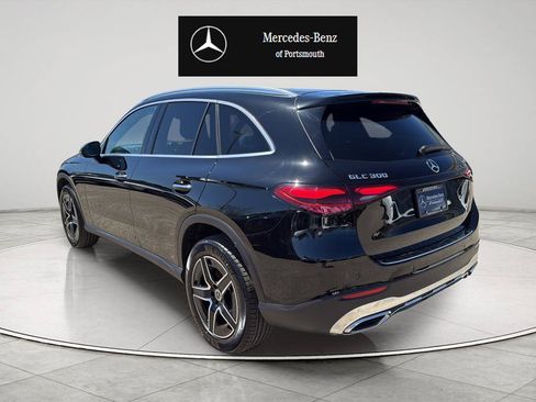 New 2026 Mercedes-Benz GLC 300 4MATIC image 3