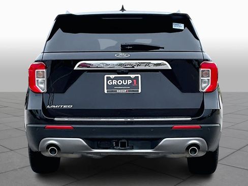Used 2023 Ford Explorer Limited w/ Limited Technology Package image 4