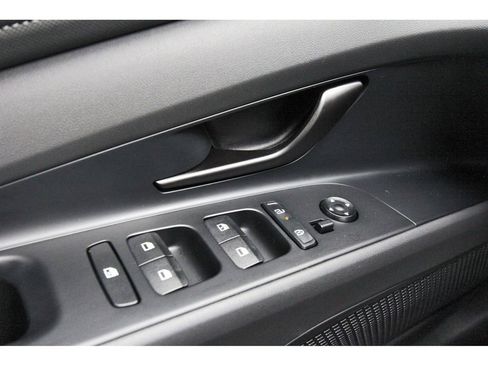 Certified 2026 Hyundai Elantra Sport FWD image 23