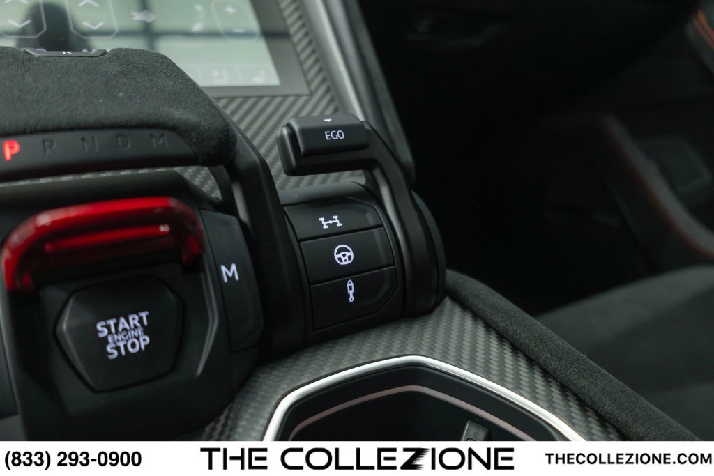 Used 2023 Lamborghini Urus Performante AWD/4WD image 75