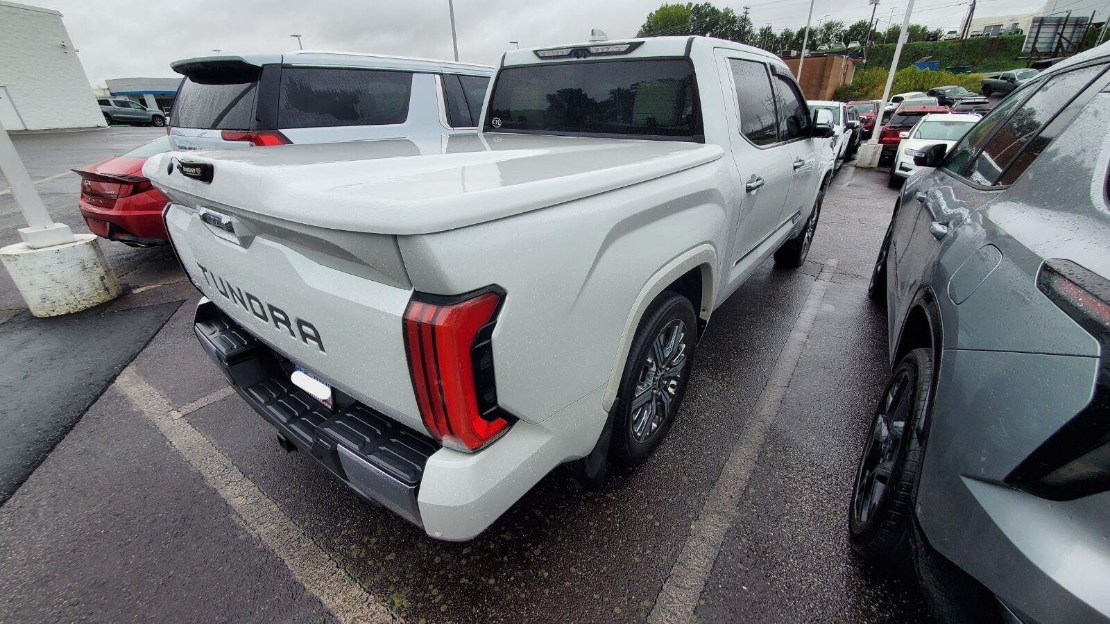 Used 2023 Toyota Tundra Capstone AWD/4WD image 9