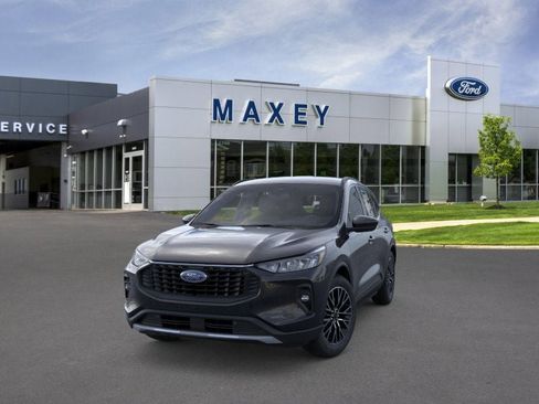 New 2026 Ford Escape SE image 2