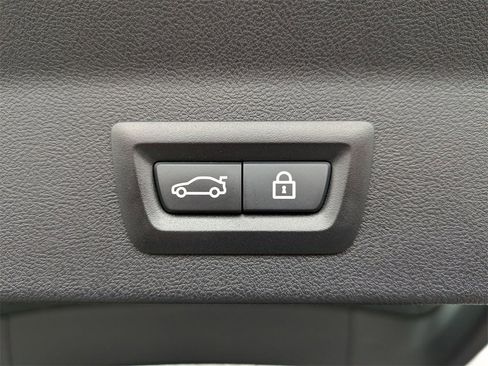 Used 2021 BMW X3 xDrive30i w/ Convenience Package image 22