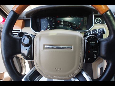 Used 2019 Land Rover Range Rover Supercharged image 27