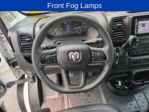 Used 2025 RAM ProMaster 2500 w/ Convenience Group FWD image 12