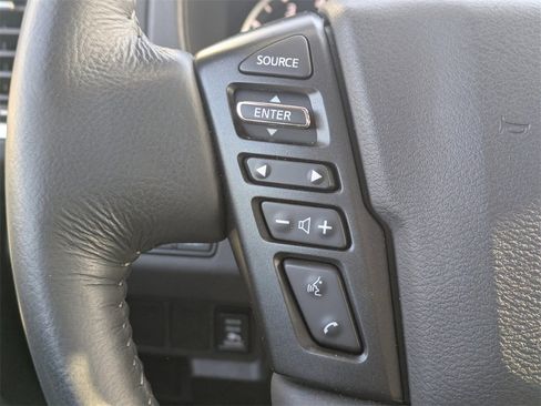 Used 2024 Nissan Frontier SL w/ Technology Package image 25