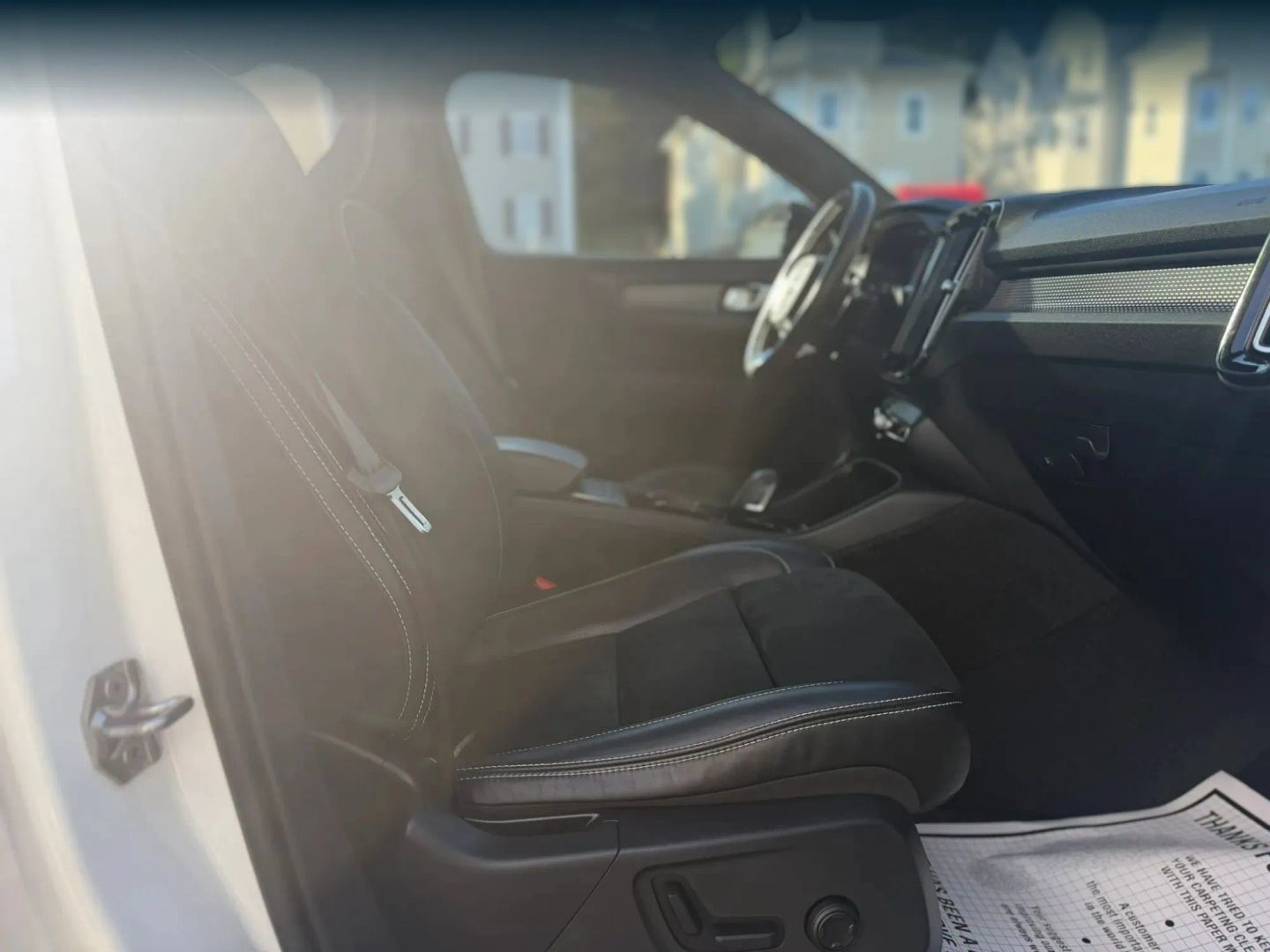 Used 2019 Volvo XC40 T5 R-Design AWD/4WD image 15