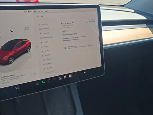 Used 2023 Tesla Model Y Long Range AWD/4WD image 9