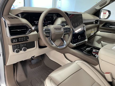 New 2026 GMC Yukon XL Denali w/ Sun & Power Step Package image 18