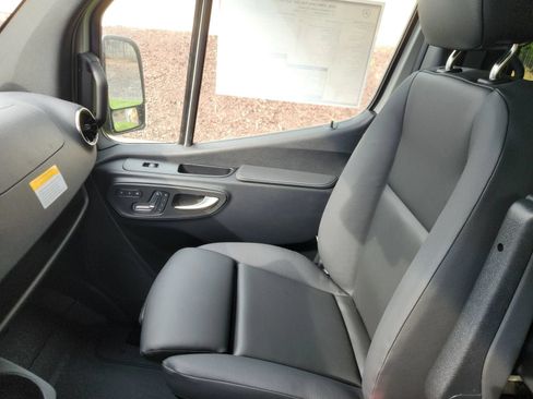 Used 2026 Mercedes-Benz Sprinter 2500 image 29