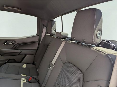 New 2026 GMC Canyon Elevation w/ Convenience Package image 16