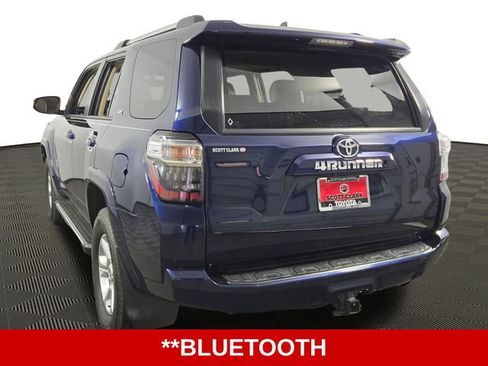 Used 2024 Toyota Camry SE image 6