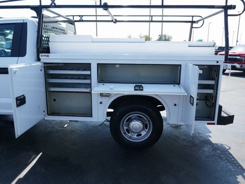 Used 2022 Ford F350 XL w/ Power Equipment Group image 8