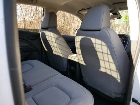 Used 2020 Chevrolet Colorado W/T w/ WT Convenience Package image 27