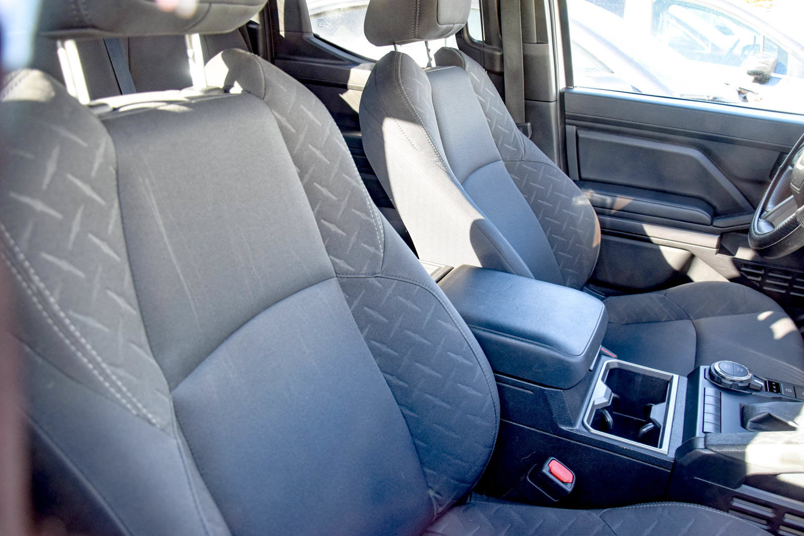 Used 2024 Toyota Tacoma SR5 AWD/4WD image 10