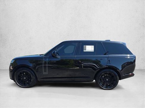 Used 2024 Land Rover Range Rover SE AWD/4WD image 8