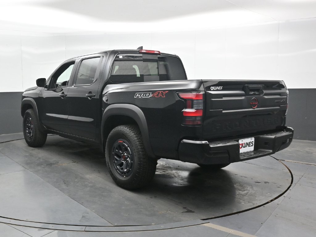 Used 2026 Nissan Frontier PRO-4X AWD/4WD image 9