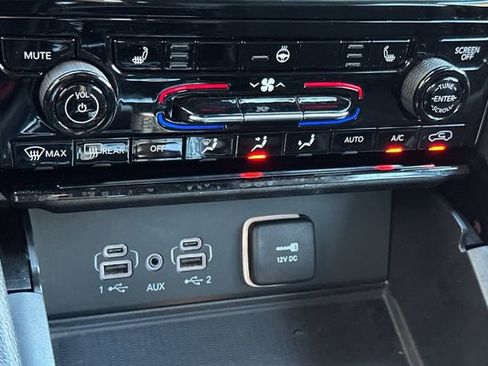 Certified 2023 Jeep Grand Cherokee Altitude image 20