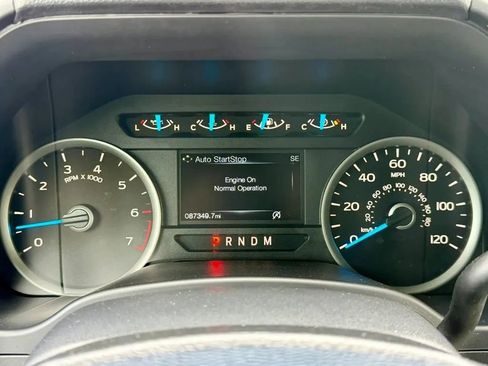 Used 2017 Ford F150 XLT w/ Equipment Group 302A Luxury AWD/4WD image 20