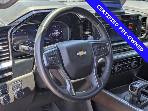 Used 2024 Chevrolet Silverado 1500 High Country w/ Technology Package AWD/4WD image 22