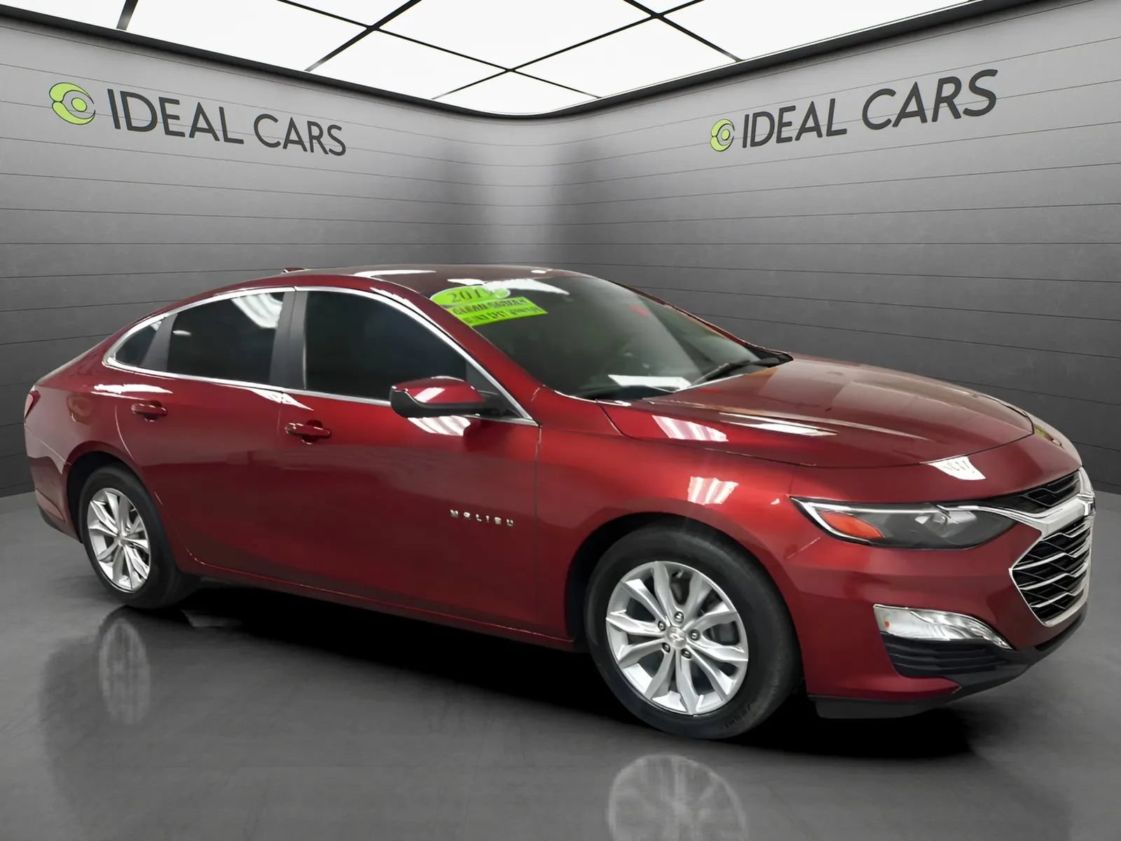 Used 2019 Chevrolet Malibu LT w/ Driver Confidence Package II FWD image 3