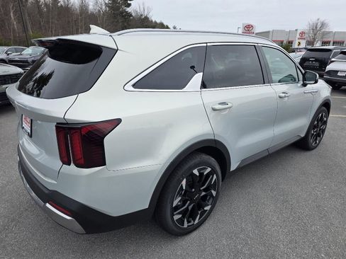 New 2026 Kia Sorento EX FWD image 6