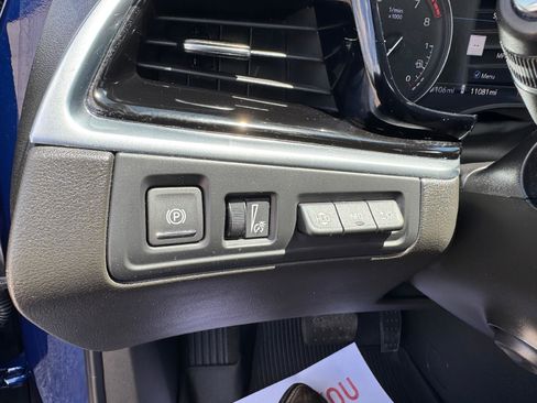 Used 2025 Cadillac XT6 Premium Luxury w/ Platinum Package image 28