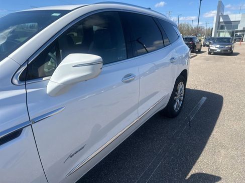 Used 2024 Buick Enclave Avenir w/ Avenir Technology Package image 5