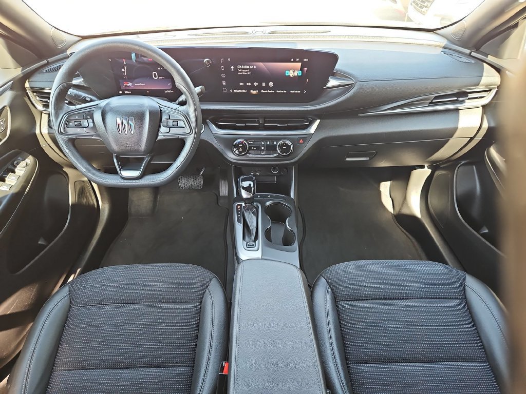 Used 2026 Buick Envista Preferred FWD image 26