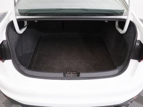 Used 2024 Volkswagen Jetta GLI 40th Anniversary Edition FWD image 26