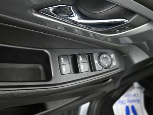 Used 2023 Chevrolet Traverse LT FWD image 12