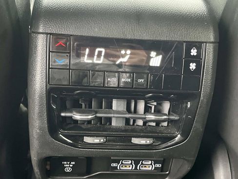 Used 2021 Jeep Grand Cherokee L Laredo w/ Luxury Tech Group I image 19