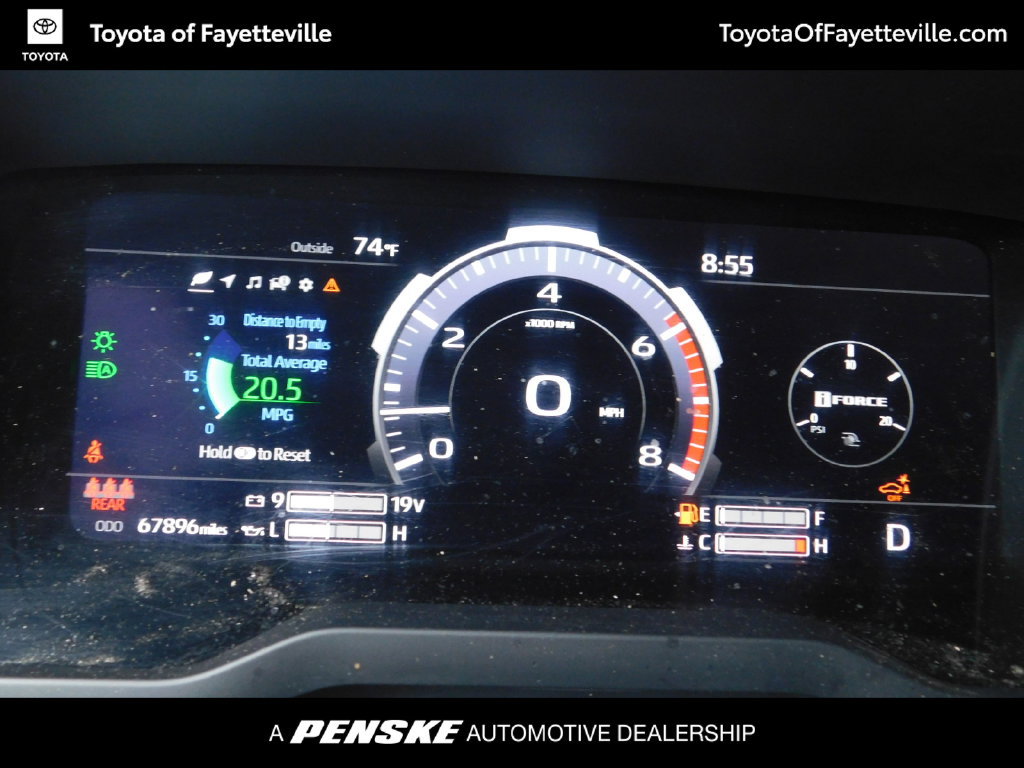 Used 2024 Toyota Tundra Limited AWD/4WD image 6