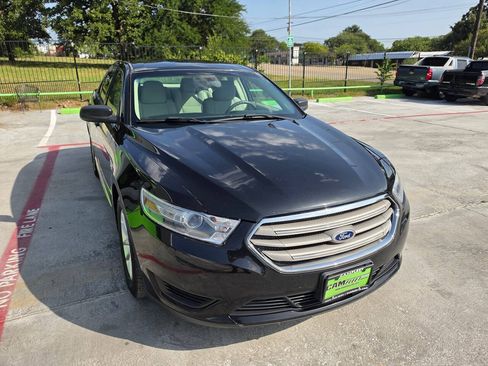 Used 2013 Ford Taurus SE FWD image 6