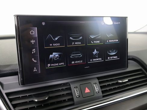 Used 2024 Audi Q5 e Premium Plus image 6