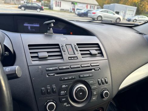 Used 2012 MAZDA MAZDA3 i Touring image 22